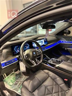 بي ام دبليو الفئة 7